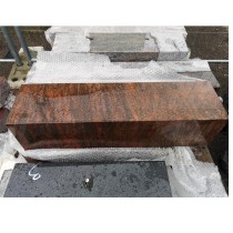 granitsockel 20x20x80 cm ML red