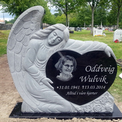 Gravstenar Skulpterad ängelsten